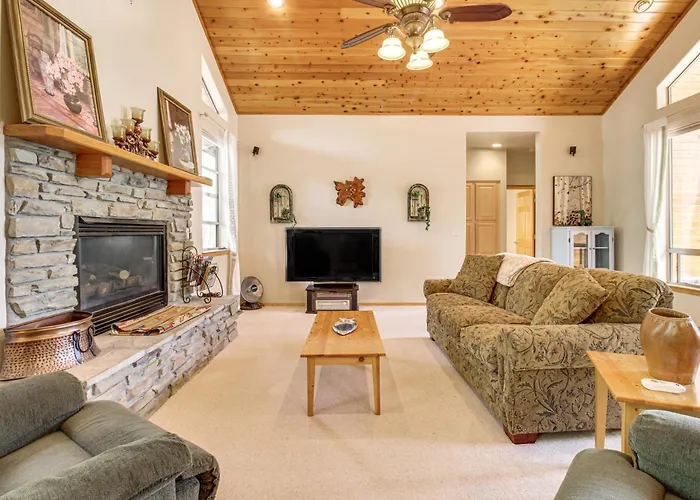 Trail Access On-site! Retreat Near Golf * Pinetop-Lakeside