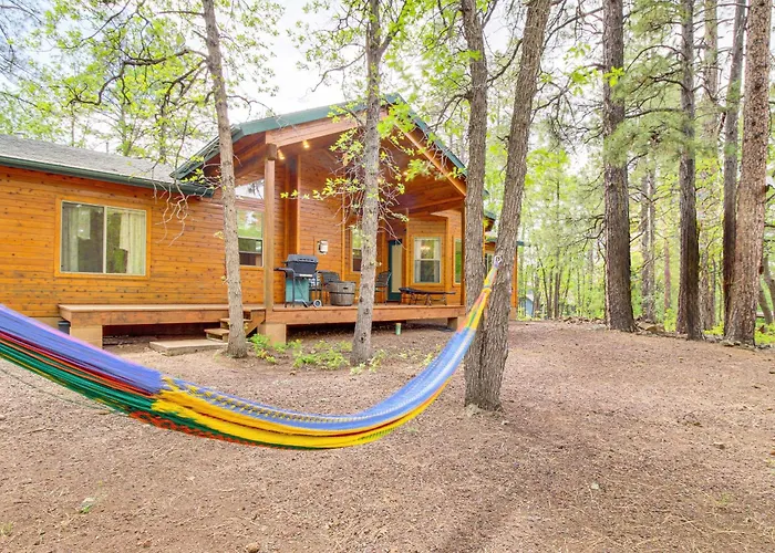 Trail Access On-site! Retreat Near Golf *